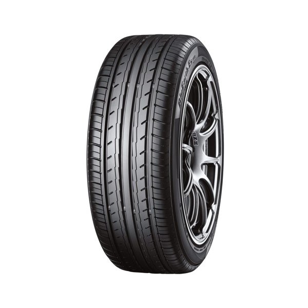 165/70 R 14 BluEarth-Es ES32 81T (C,C,B 68dB) Yokohama nyári gumiabroncs